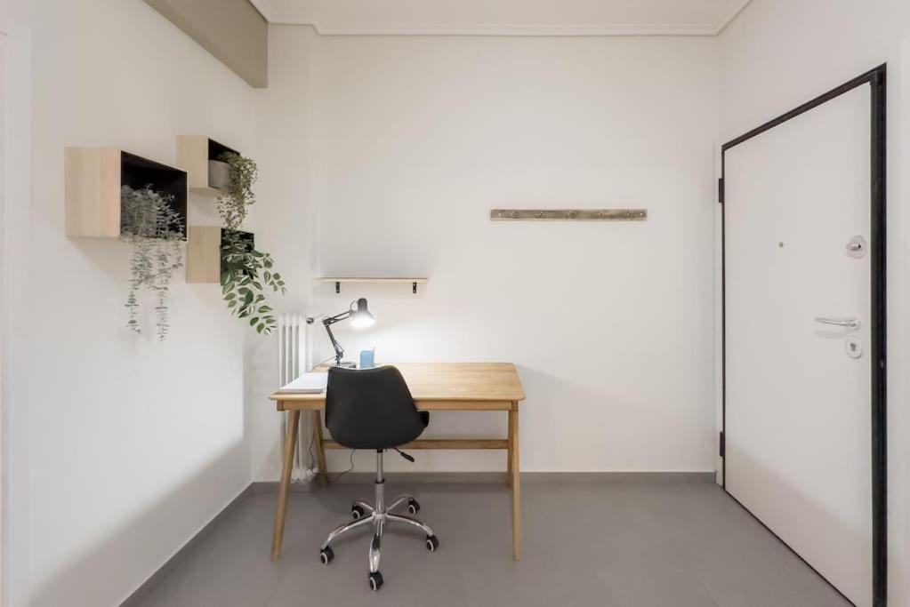 Spacious Urban In The Heart Of Apartment