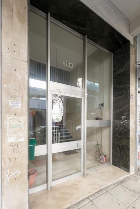 Apartment Spacious Urban In The Heart Of
