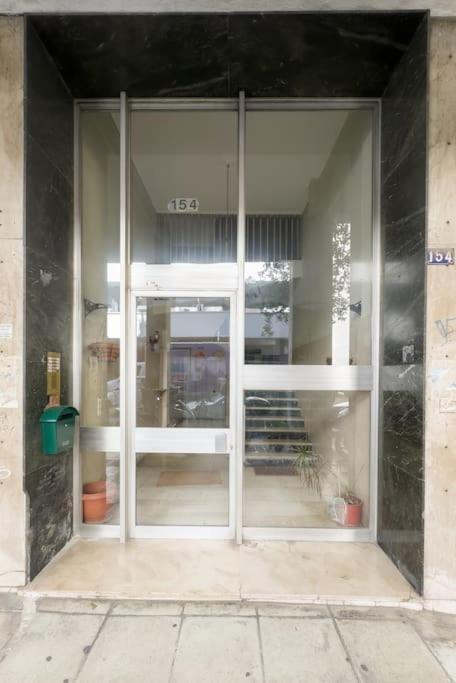 Apartment Spacious Urban In The Heart Of *