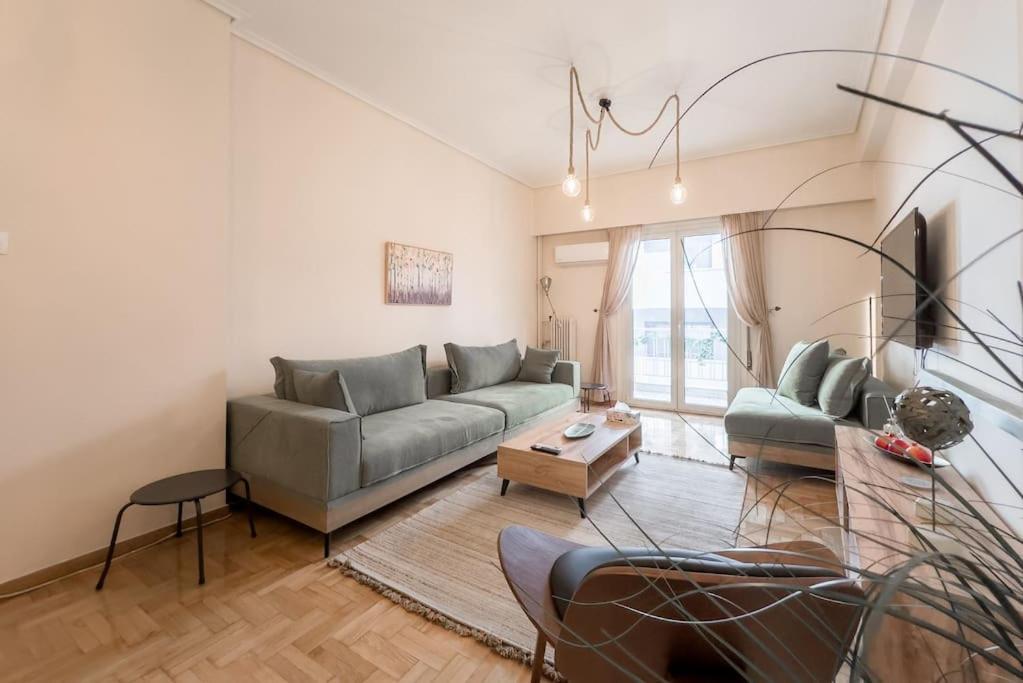 Apartment Spacious Urban In The Heart Of Athens