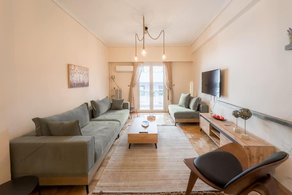 Apartment Spacious Urban In The Heart Of